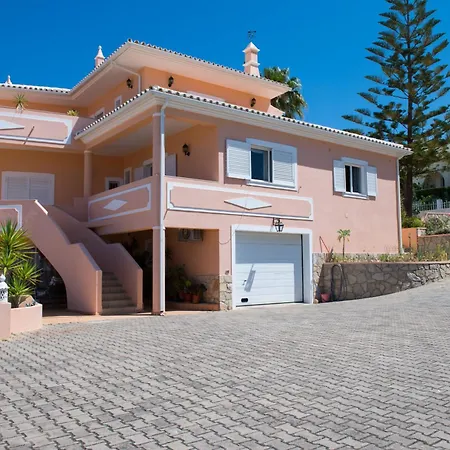 Villa Malu *